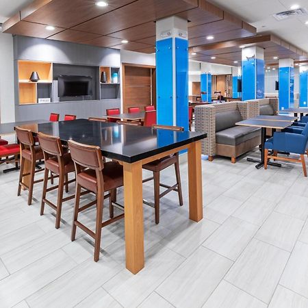 Holiday Inn Express & Suites - Stafford Nw - Sugar Land By Ihg エクステリア 写真