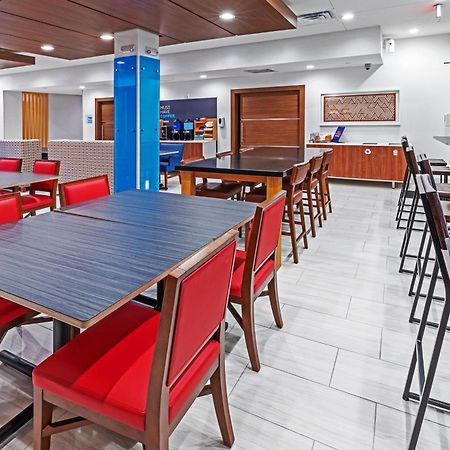 Holiday Inn Express & Suites - Stafford Nw - Sugar Land By Ihg エクステリア 写真
