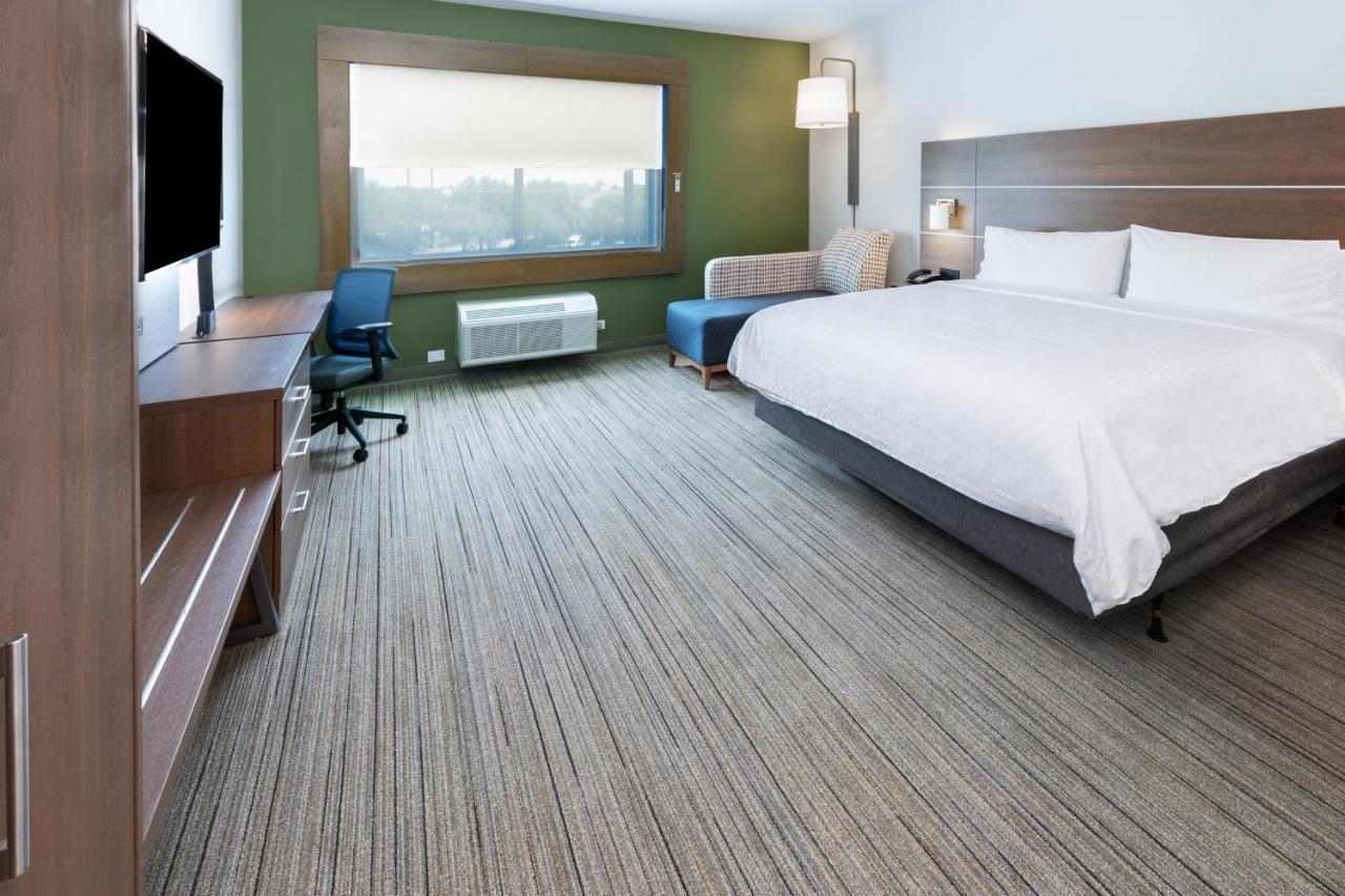 Holiday Inn Express & Suites - Stafford Nw - Sugar Land By Ihg エクステリア 写真