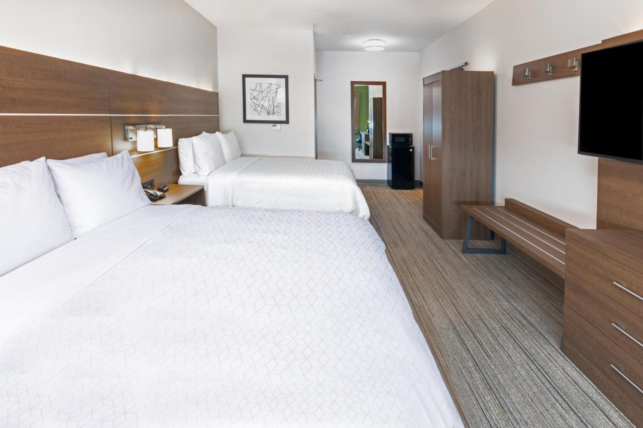 Holiday Inn Express & Suites - Stafford Nw - Sugar Land By Ihg エクステリア 写真