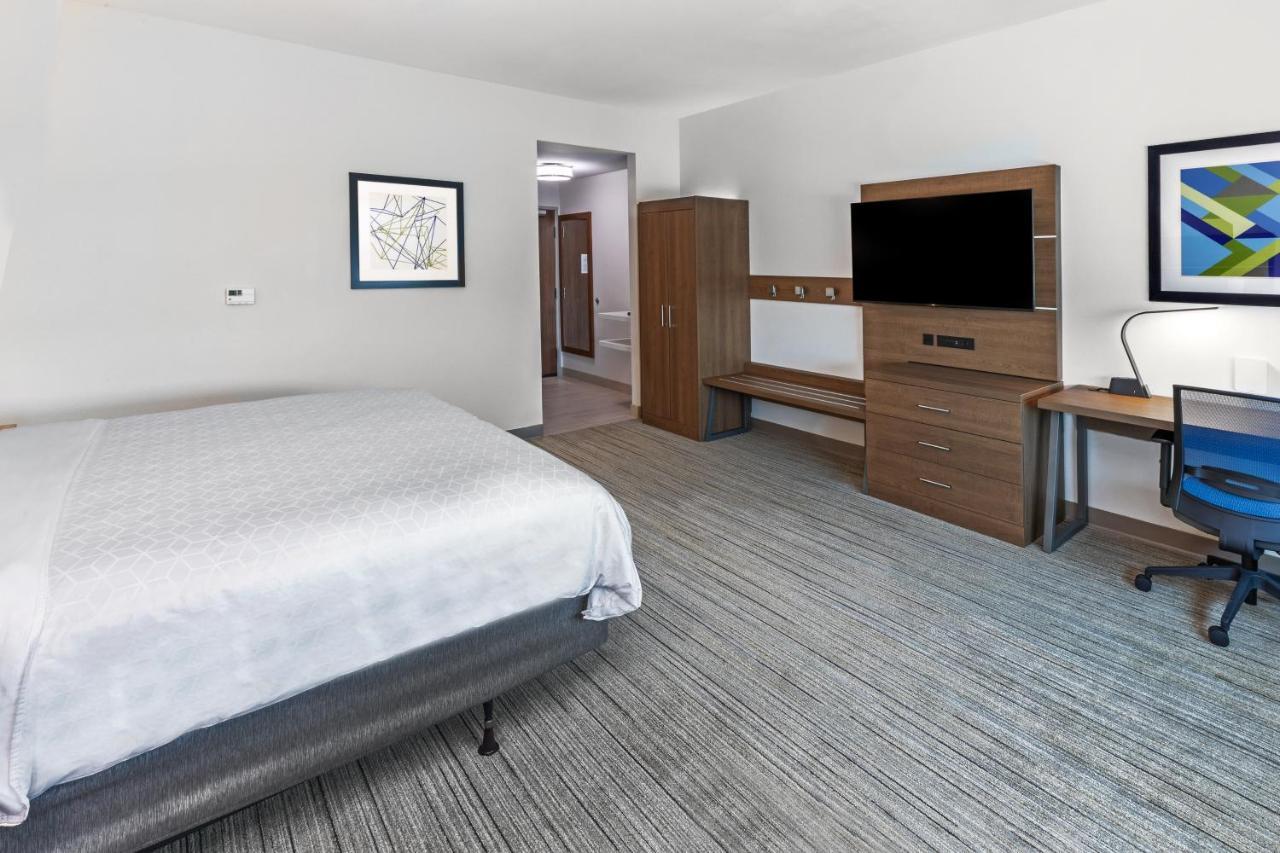 Holiday Inn Express & Suites - Stafford Nw - Sugar Land By Ihg エクステリア 写真