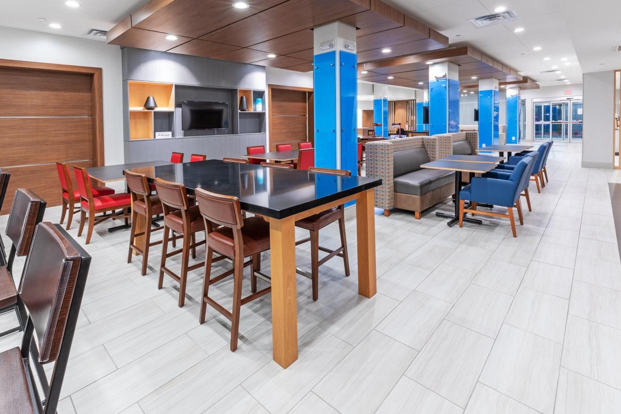 Holiday Inn Express & Suites - Stafford Nw - Sugar Land By Ihg エクステリア 写真