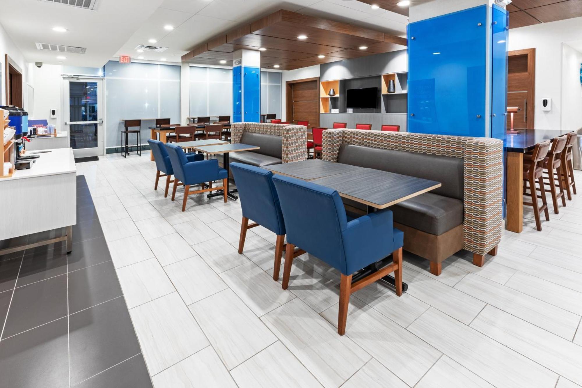 Holiday Inn Express & Suites - Stafford Nw - Sugar Land By Ihg エクステリア 写真